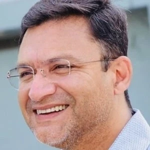 Akbaruddin Owaisi - Parents, Networth, Bio, Birthdate, Family Wiki & More