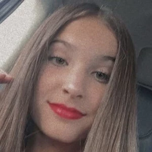 Alysa Owen - Adderess, Bio, Birthdate, Family, Wiki & More