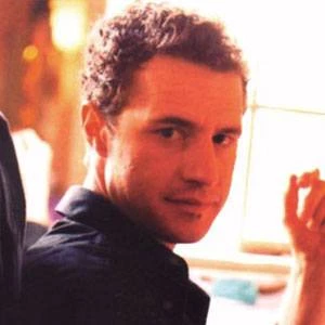 Chris Owens Biography