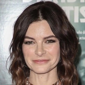 Kelly Oxford Biography
