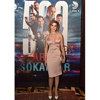 Oya Okar - Wiki, Bio, Birthdate, Networth, Family & More