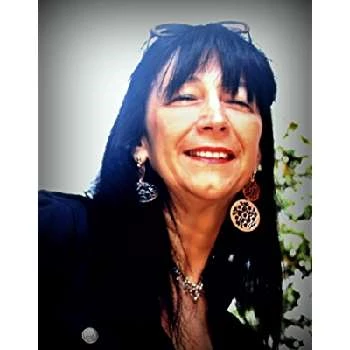 Paola Cipollina - Height, Bio, Wiki, Family, Birthplace, Networth & More