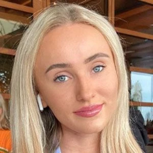 Alessandra Christine Paolinetti - Age, Height, Birthdate, Family, Wiki & More