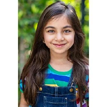 Pari Bhatia - Age, Bio, Birthdate, Family, Networth & More