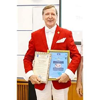 Paris Katsivelos - Age, Bio, Birthdate, Family, Networth & More