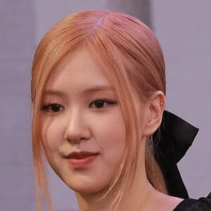Roseanne Park Biography