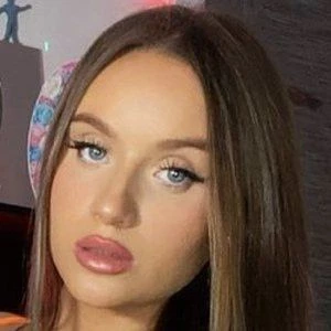 Harriet Parkes - Age, Bio, Birthdate, Family, Networth & More