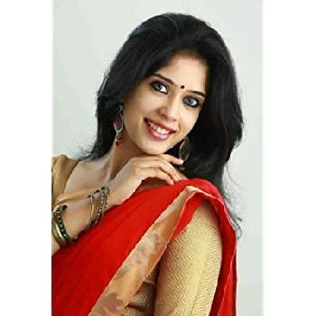 Parvathy Ratheesh - Age, Bio, Birthdate, Family, Networth & More