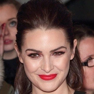 Anna Passey Biography