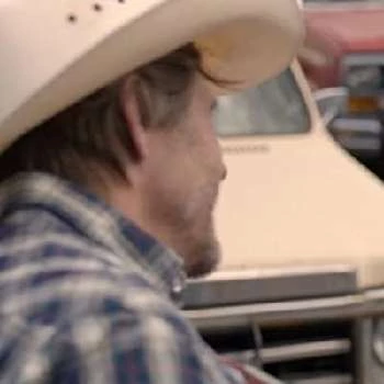 Pat Donahue - Age, Bio, Birthdate, Family, Networth & More