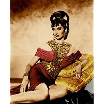 Patricia Laffan Biography