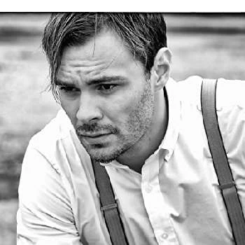 Patrick John Flueger Biography