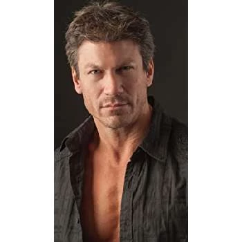 Paul Logan Biography