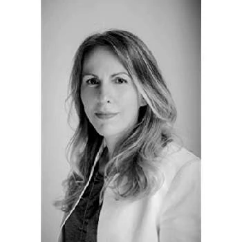 Paula Alvarez Vaccaro Biography