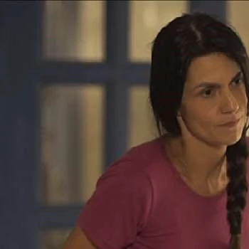 Paula Barbosa - Age, Bio, Birthdate, Family, Networth & More