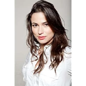 Paula Castaño - Age, Bio, Birthdate, Family, Networth & More