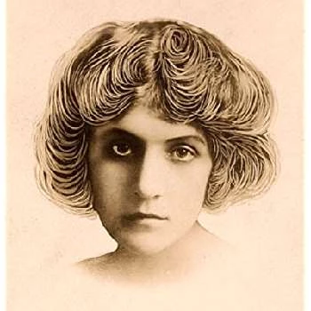 Pauline Bush - Age, Bio, Birthdate, Family, Networth & More