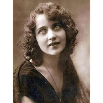 Pauline Po - Age, Bio, Birthdate, Family, Networth & More