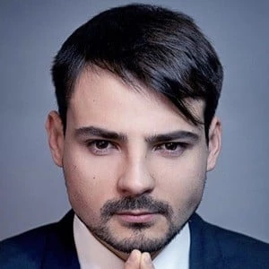 Max Pavlinov Biography