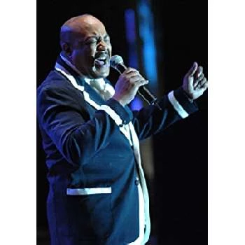 Peabo Bryson Biography