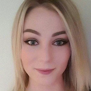 Lisa Peachy Biography
