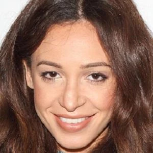 Danielle Peazer Biography