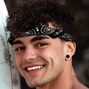 Yuri Pennisi - Networth, Bio, Wiki, Family, Birthday, Networth & More