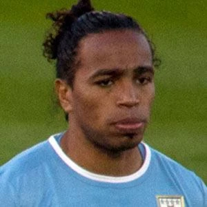 Álvaro Pereira - Biography, Birthday, Wiki, Family, Networth & More