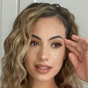 Amanda Clavon Biography