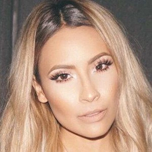 Desi Perkins Biography