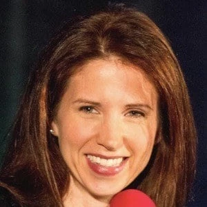 Emily Perkins Biography