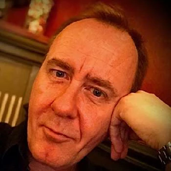 Peter Briggs Biography