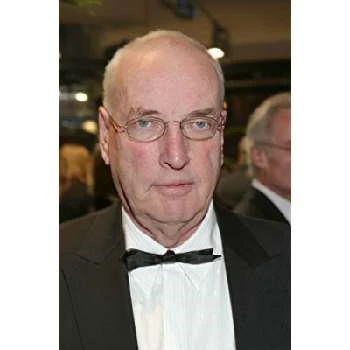 Peter Schamoni - Networth, Bio, Wiki, Family, Birthday, Networth & More