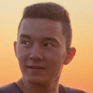 PeterMc - Networth, Bio, Birthdate, Age, Family & More