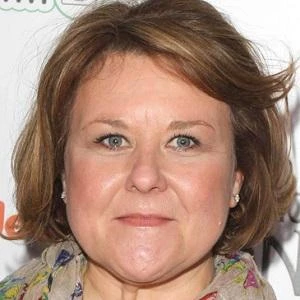 Wendi Peters Biography