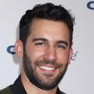 Derek Peth Biography