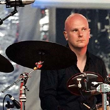 Phil Selway Biography