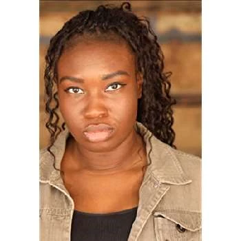 Phoebe Ray - Age, Bio, Birthdate, Family, Networth & More