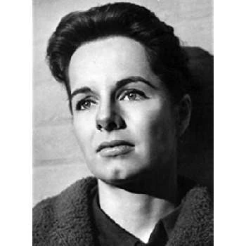 Phyllis Love - Age, Height, Birthdate, Family, Wiki & More