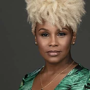 Pia Renee - Age, Bio, Birthdate, Family, Networth & More