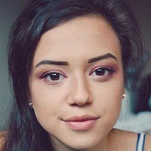Nia Pickering Biography