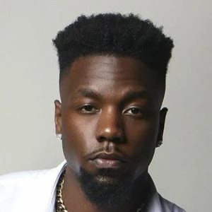 Joshua Pierce - Wiki, Family, Bio, Birthdate, Networth & More