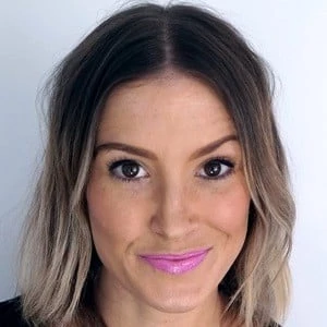 Niki Pilkington Biography