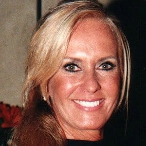 Helô Pinheiro Biography