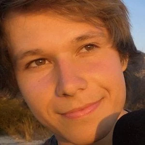 PJ Dreams ASMR - Date Of Birth, Bio, Birthdate, Parents, Networth & More