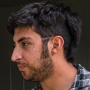 Pau Poch - Wiki, Bio, Networth, Birthdate, Family & More