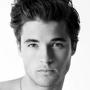 Wade Poezyn - Networth, Bio, Wiki, Family, Birthday, Networth & More