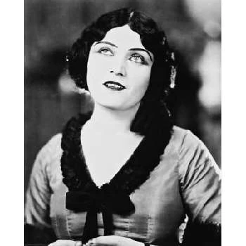 Pola Negri - Networth, Biography, Birthdate, Family & More
