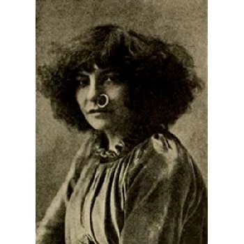 Polaire - Income, Birthday, Family, Bio, Networth & More