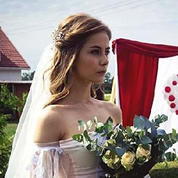 Polina Vasylyna - Family, Bio, Birthdate,Age, Networth , Wiki& More